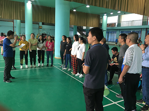 兴新公司举办第一届职工羽毛球比赛