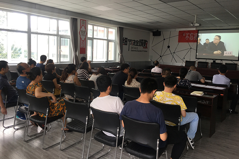 兴新公司党支部开展学习先进典型活动
